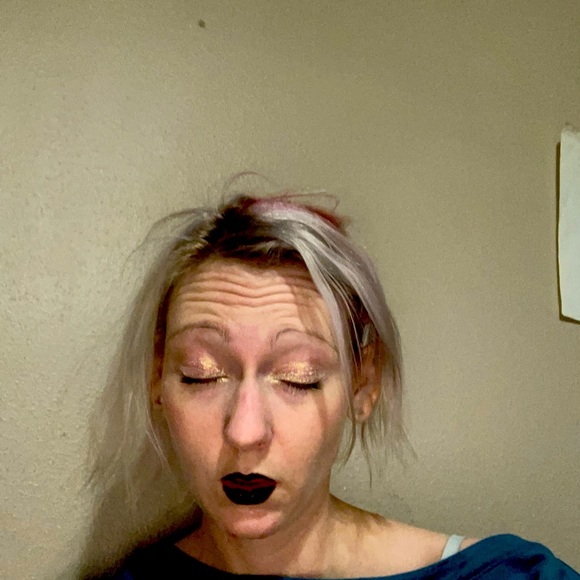 Meet your Posher, Sarah - Picture 3 of 8